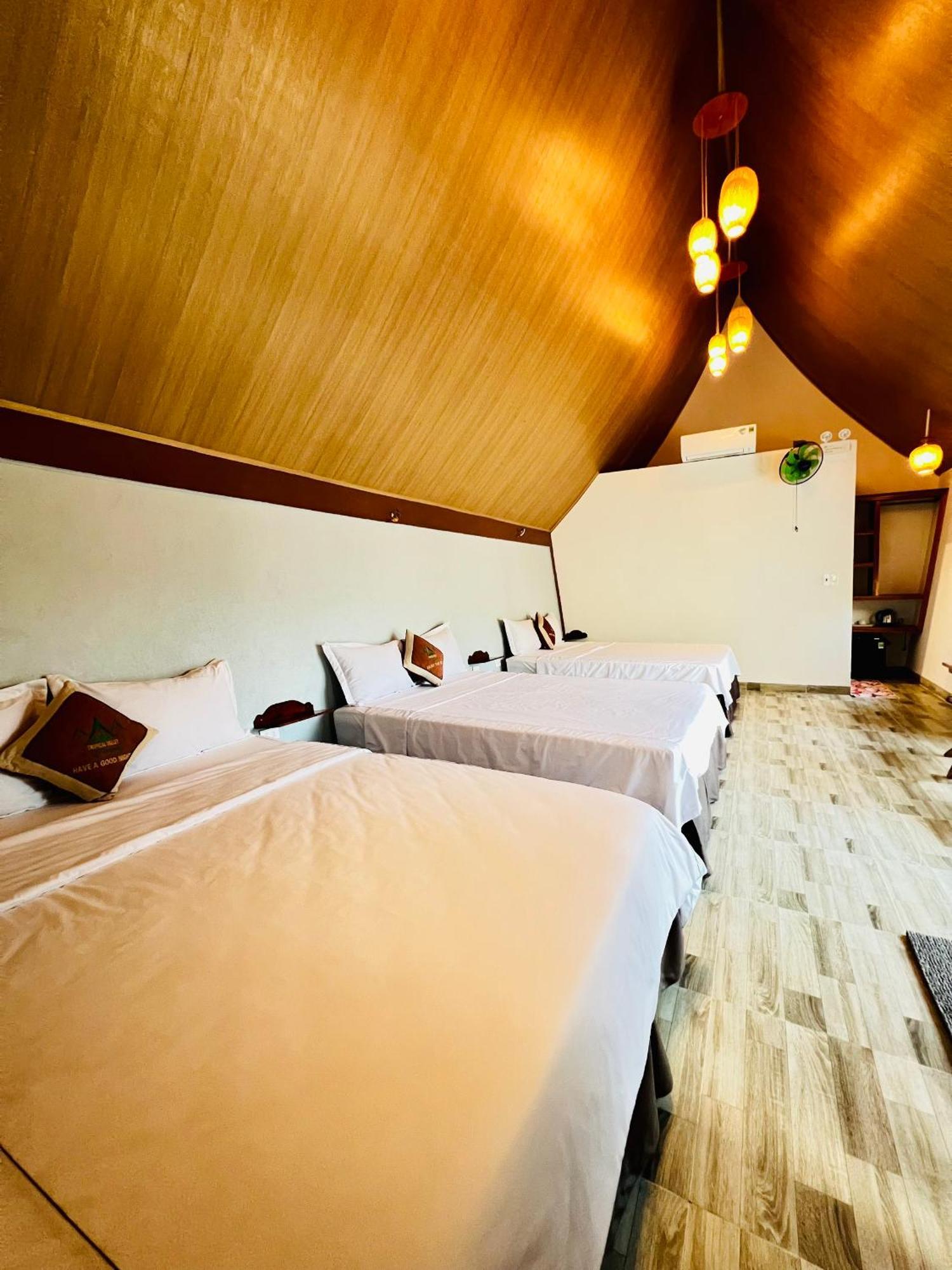 Tropical Valley Homestay - Villas فونغ نها المظهر الخارجي الصورة