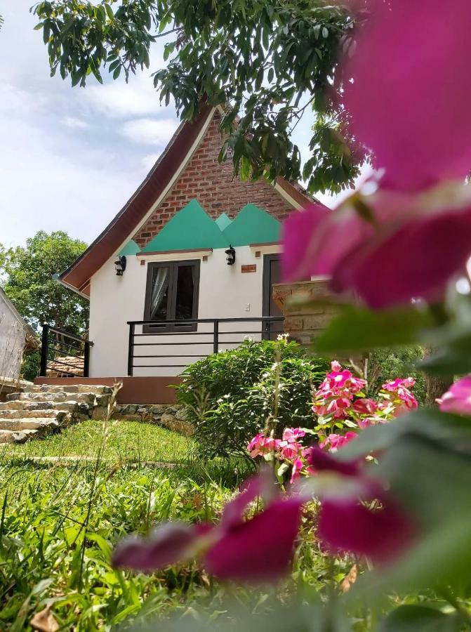Tropical Valley Homestay - Villas فونغ نها المظهر الخارجي الصورة
